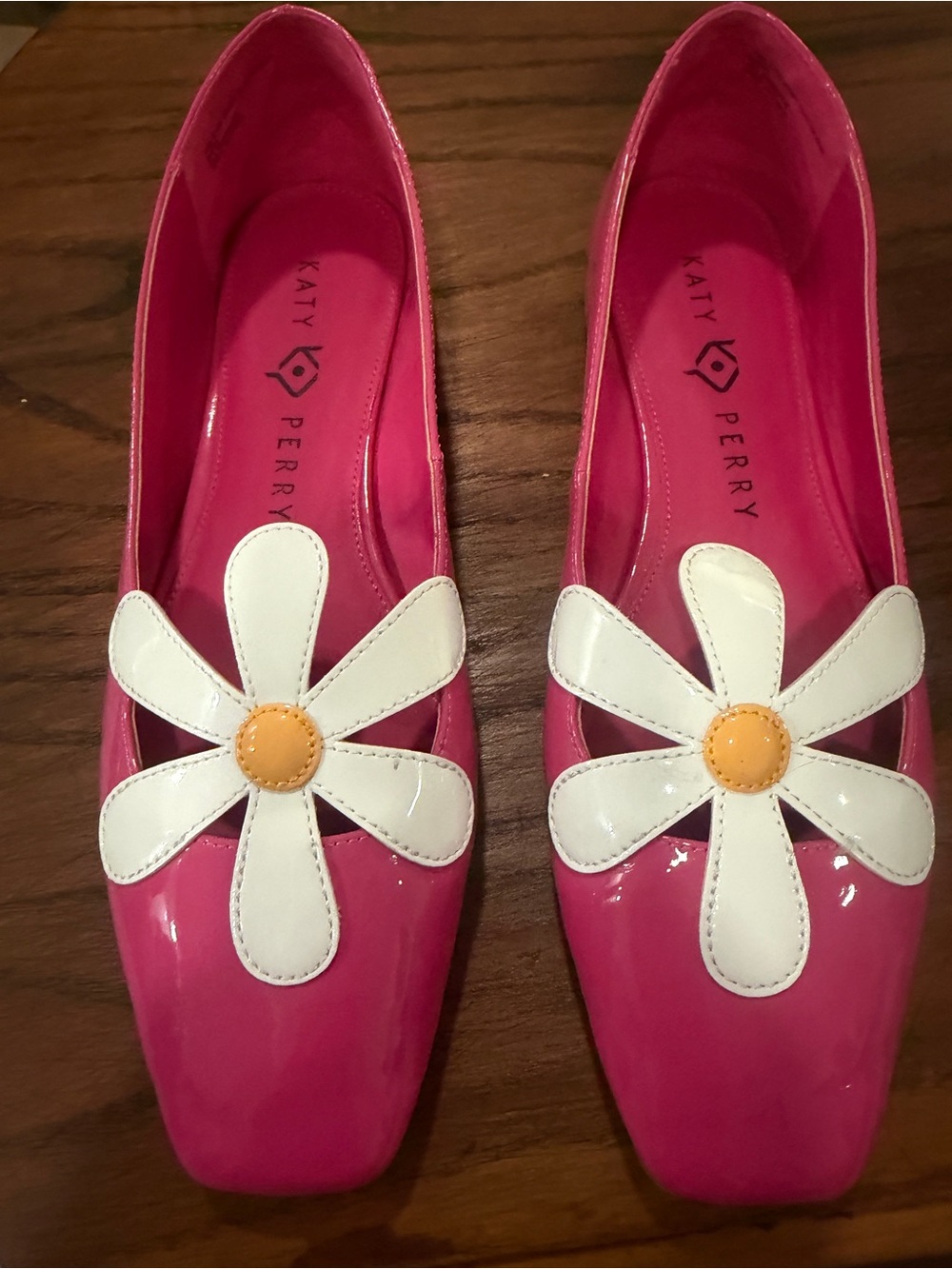 Katy Perry Collections Pink Fuchsia Patent Evie Daisy Flats